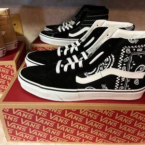 Vans High-Top Black & White Bandana Pattern Sneakers